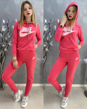 Спортивный костюм #20394089
