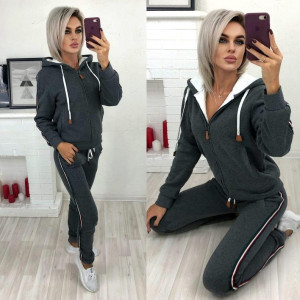 Спортивный костюм #20429895